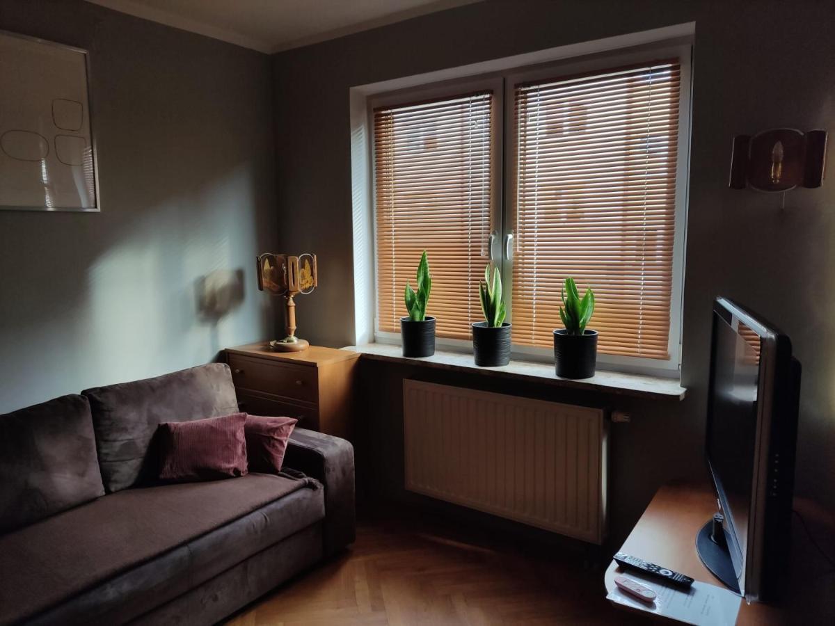 Classic Apartament Metro Kabaty 바르샤바 외부 사진
